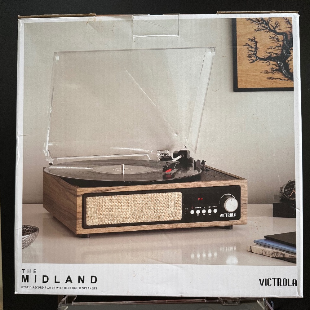 Victrola 3-1 record player EUC